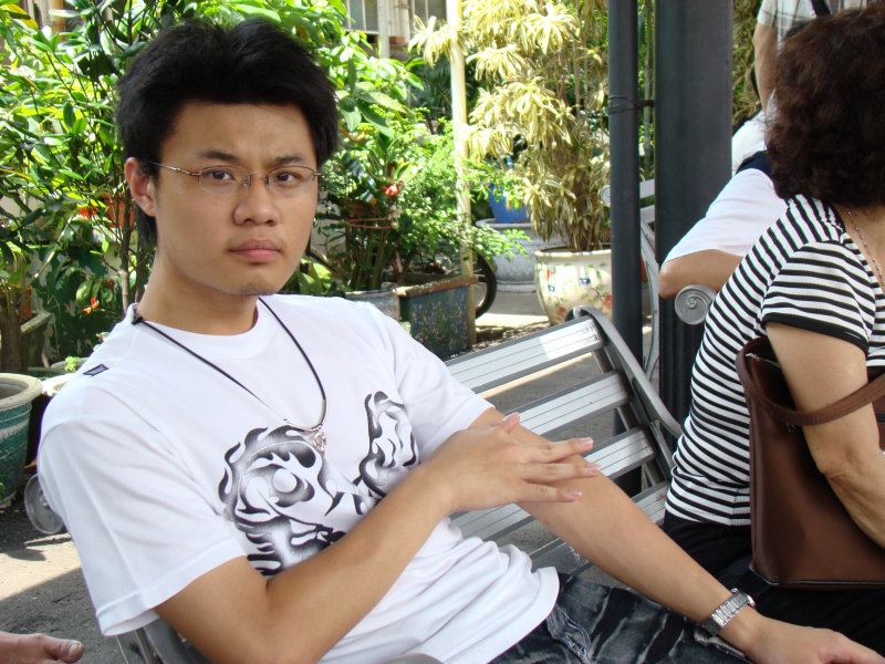 月台旅客特寫2007台中火車站台灣鐵路旅遊攝影