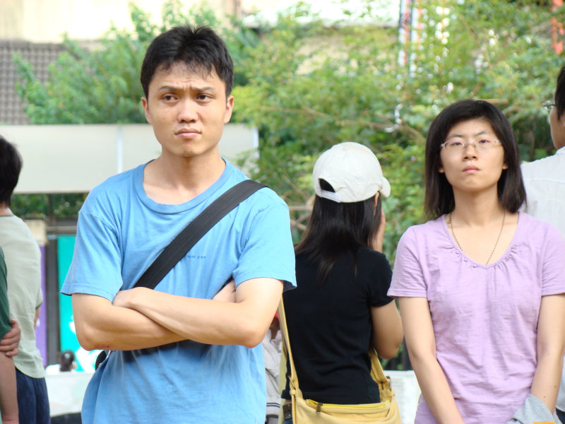 月台旅客特寫2007台中火車站台灣鐵路旅遊攝影