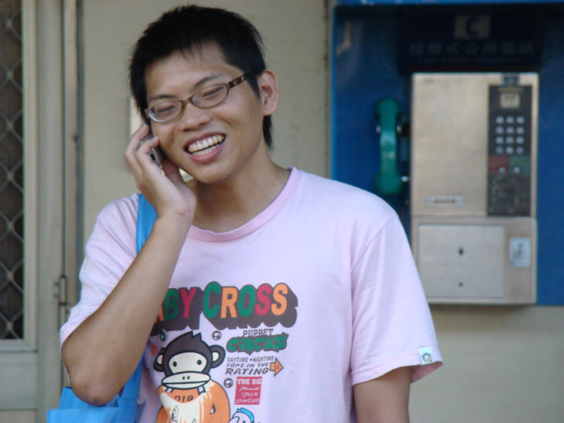 月台旅客特寫2007台中火車站台灣鐵路旅遊攝影