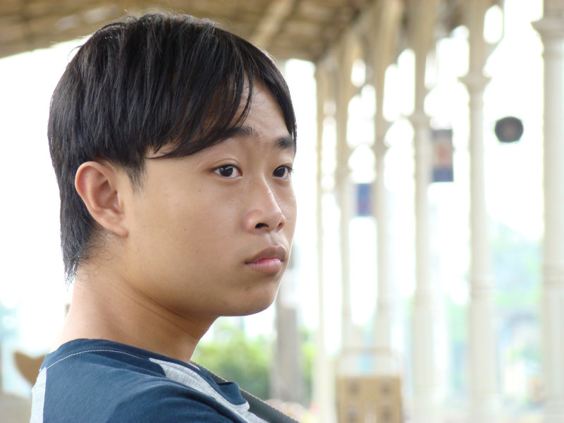 月台旅客特寫2007台中火車站台灣鐵路旅遊攝影