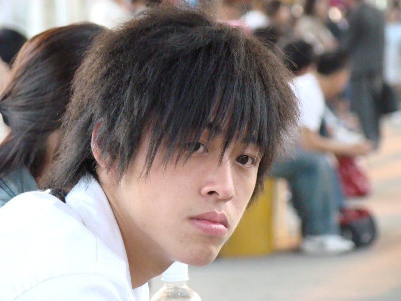 月台旅客特寫2007台中火車站台灣鐵路旅遊攝影