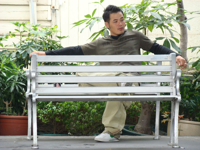 月台旅客特寫2007台中火車站台灣鐵路旅遊攝影