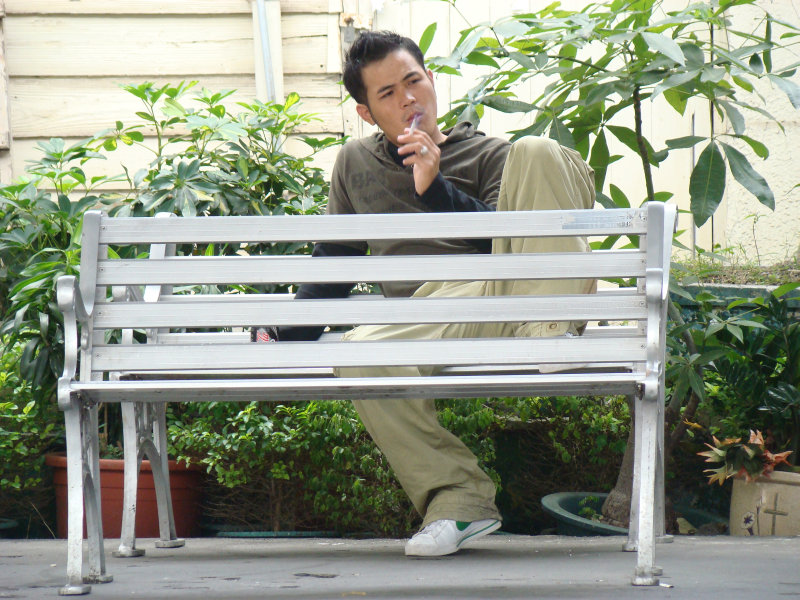 月台旅客特寫2007台中火車站台灣鐵路旅遊攝影