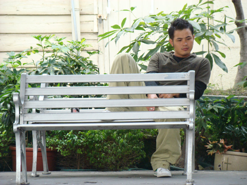 月台旅客特寫2007台中火車站台灣鐵路旅遊攝影