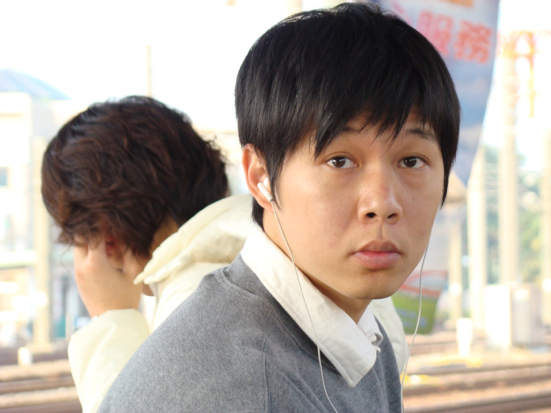 月台旅客特寫2007台中火車站台灣鐵路旅遊攝影