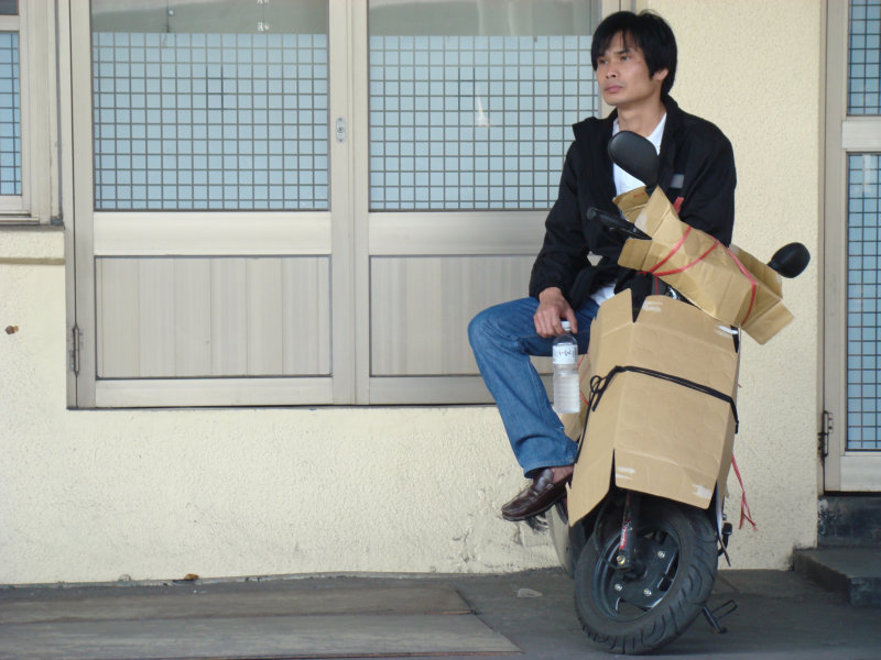 月台旅客特寫2008台中火車站台灣鐵路旅遊攝影