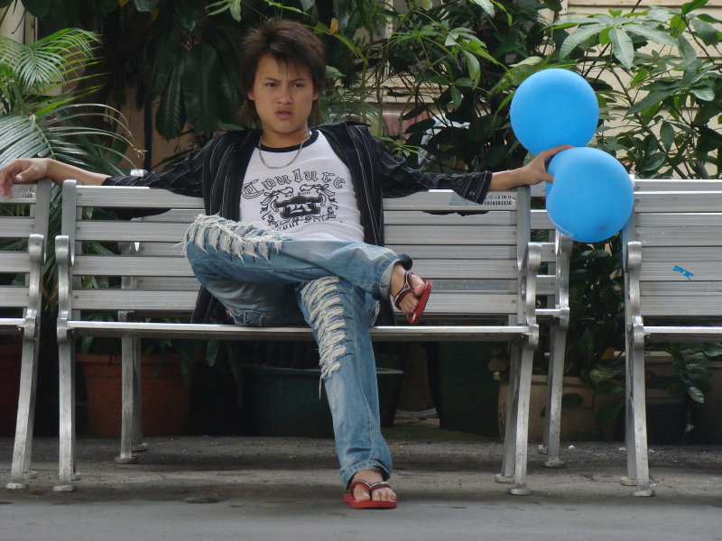 月台旅客特寫2009台中火車站台灣鐵路旅遊攝影