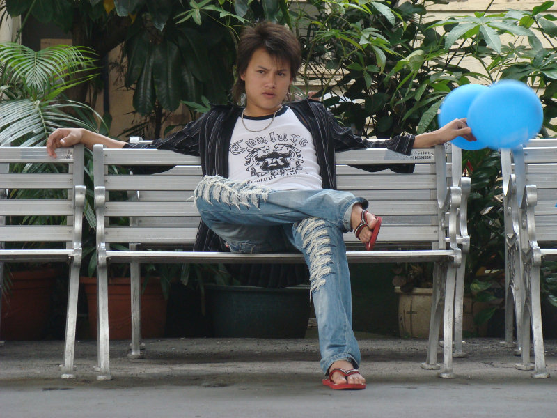 月台旅客特寫2009台中火車站台灣鐵路旅遊攝影