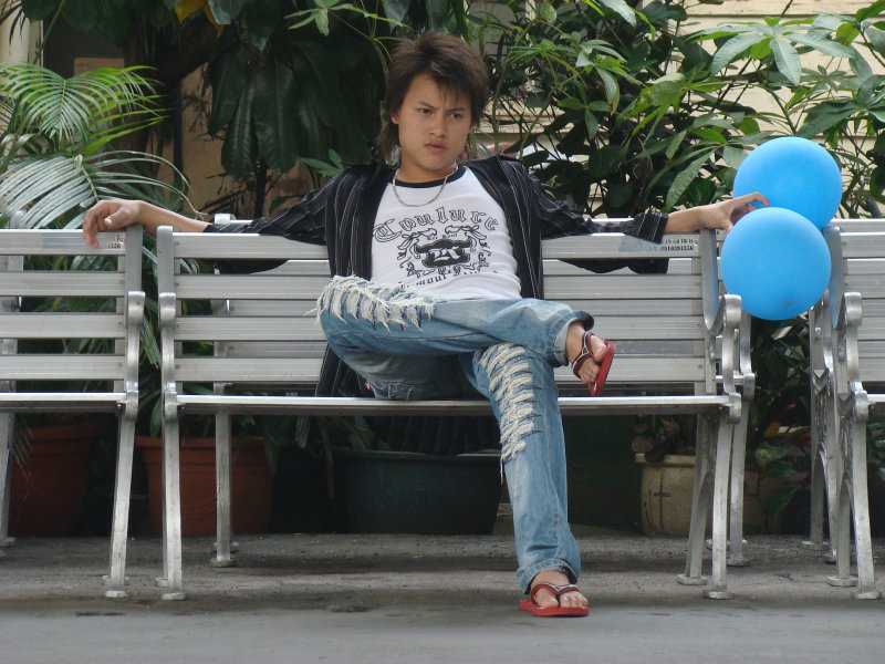 月台旅客特寫2009台中火車站台灣鐵路旅遊攝影