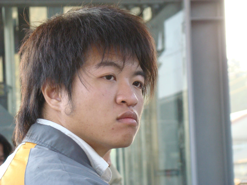 月台旅客特寫2009台中火車站台灣鐵路旅遊攝影