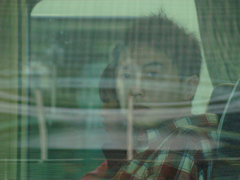 月台旅客特寫2009台中火車站台灣鐵路旅遊攝影