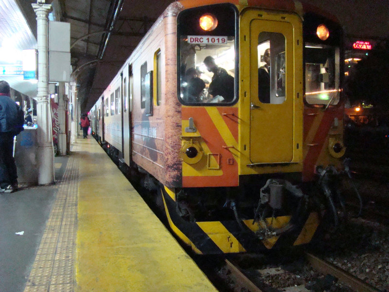 柴快台灣鐵路旅遊攝影