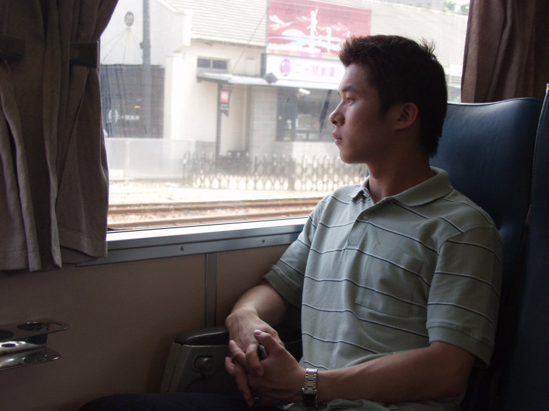 柴快台灣鐵路旅遊攝影