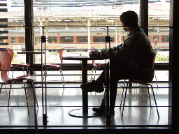 咖啡廳人物剪影2000年至2003年橘園經營時期台中20號倉庫藝術特區藝術村