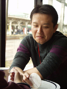 聊天表情(1)2002-12-08咖啡廳攝影拍照2000年至2003年橘園經營時期台中20號倉庫藝術特區藝術村