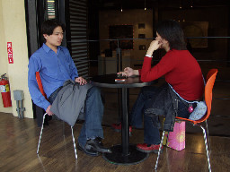 聊天表情2002-04-07咖啡廳攝影拍照2000年至2003年橘園經營時期台中20號倉庫藝術特區藝術村