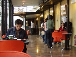 等待旅行2002-11-16咖啡廳攝影拍照2000年至2003年橘園經營時期台中20號倉庫藝術特區藝術村
