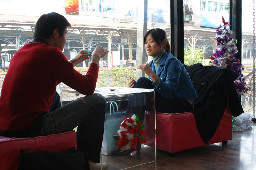 聊天表情2005-12-24咖啡廳攝影拍照2003年至2006年加崙工作室(大開劇團)時期台中20號倉庫藝術特區藝術村