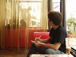 素描繪圖2003-08-31咖啡廳攝影拍照2003年至2006年加崙工作室(大開劇團)時期台中20號倉庫藝術特區藝術村