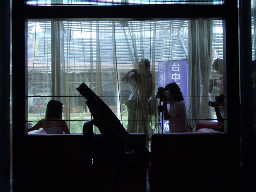 主展場景觀20030816展覽活動2003年至2006年加崙工作室(大開劇團)時期台中20號倉庫藝術特區藝術村