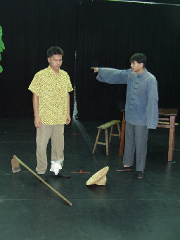 實驗劇場大開劇團2004-05-30展覽活動2003年至2006年加崙工作室(大開劇團)時期台中20號倉庫藝術特區藝術村