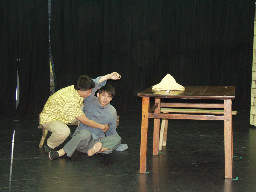 實驗劇場大開劇團2004-05-30展覽活動2003年至2006年加崙工作室(大開劇團)時期台中20號倉庫藝術特區藝術村