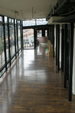 咖啡館室內佈置前2006年5月至8月文建會接管時期台中20號倉庫藝術特區藝術村