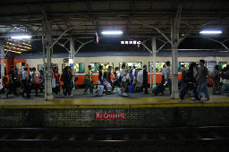 2006中秋節前夕台中火車站台灣鐵路旅遊攝影