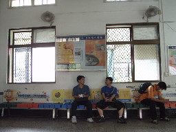 候車室後站台中火車站台灣鐵路旅遊攝影