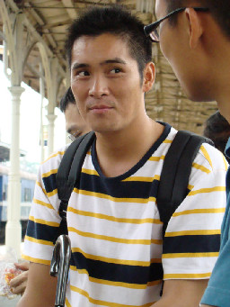 月台交談旅客2007-09-09台中火車站台灣鐵路旅遊攝影