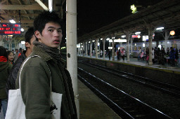 月台旅客特寫2004台中火車站台灣鐵路旅遊攝影