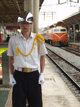 台中二中高中儀隊表演台中火車站台灣鐵路旅遊攝影
