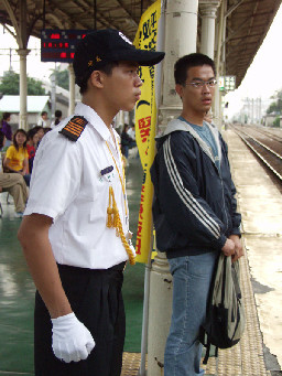 台中高農高中儀隊表演台中火車站台灣鐵路旅遊攝影
