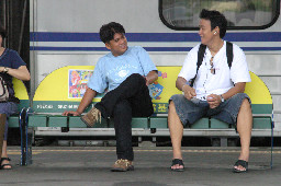 月台旅客2005年彰化火車站台灣鐵路旅遊攝影