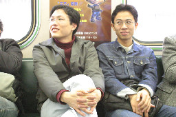 對話的旅客2005-01-15街拍帥哥台灣鐵路旅遊攝影
