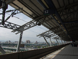 台灣高鐵台中烏日站月台高鐵台灣鐵路旅遊攝影