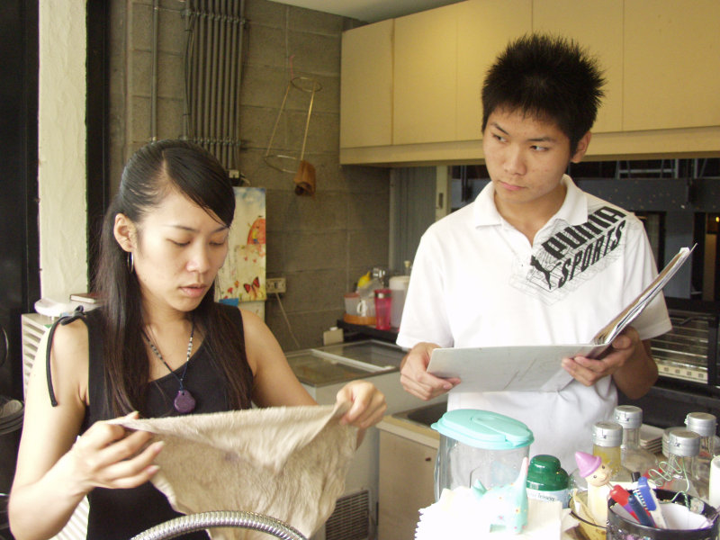 台中20號倉庫藝術村2003年至2006年加崙工作室(大開劇團)時期咖啡廳工讀生