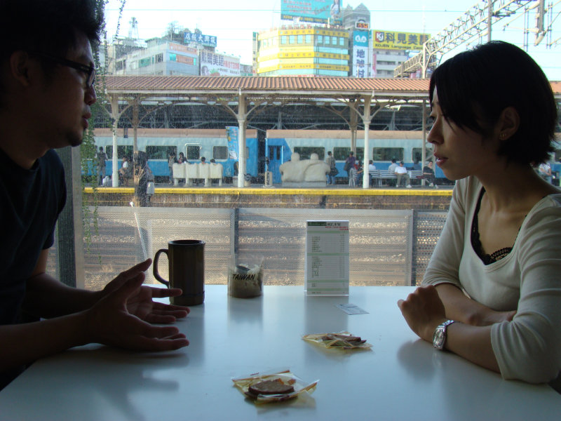 台中20號倉庫藝術村2006-2009年橘園經營時期robin talking