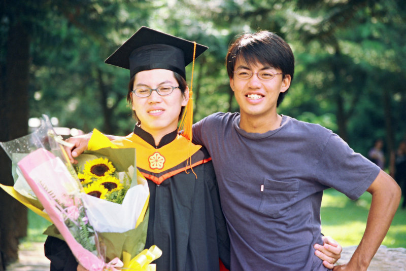 校園趣聞中興大學畢業典禮校園