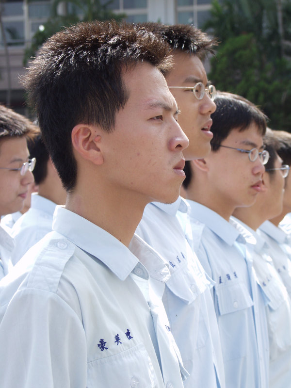 網路同學會嶺東中學-嶺東工商軍歌比賽20020920