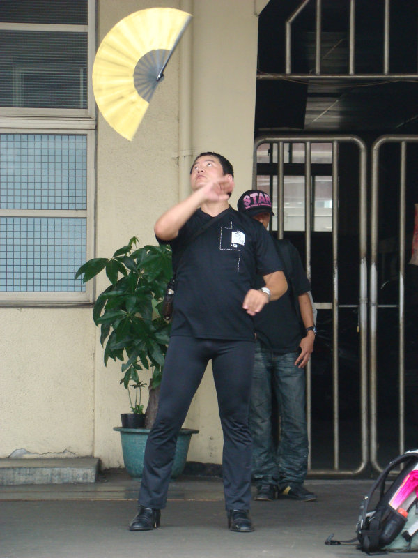 鐵道人文台中火車站扇子舞2009-07-25
