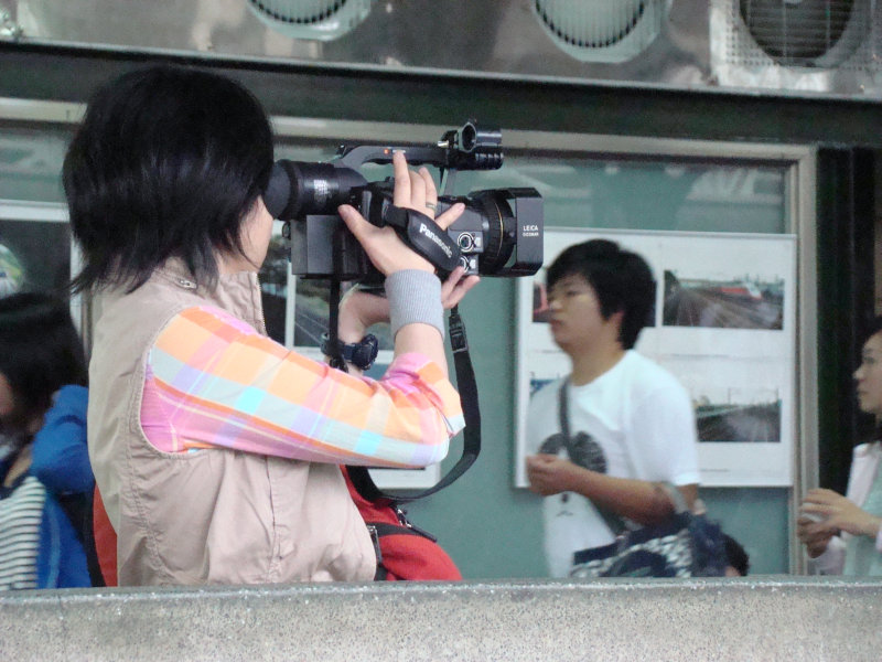 鐵道人文台中火車站月台旅客2008