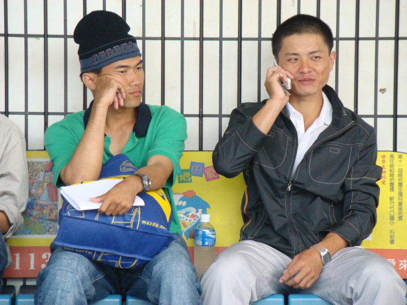 鐵道人文彰化火車站月台旅客2007年