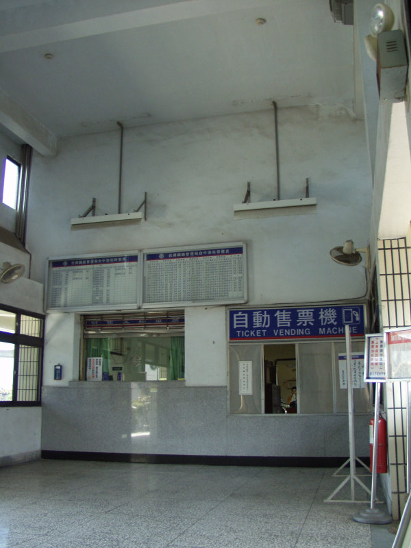 鐵道人文海線鐵路台中港火車站