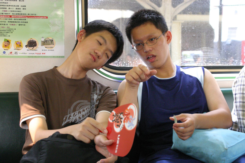 鐵道人文電車-區間車對話的旅客交談的旅客(1)2005-07-02