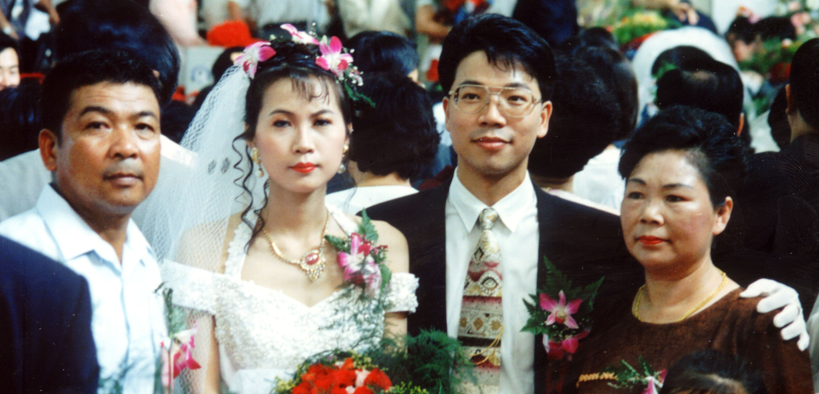 網路同學會90年代老照片數位化
