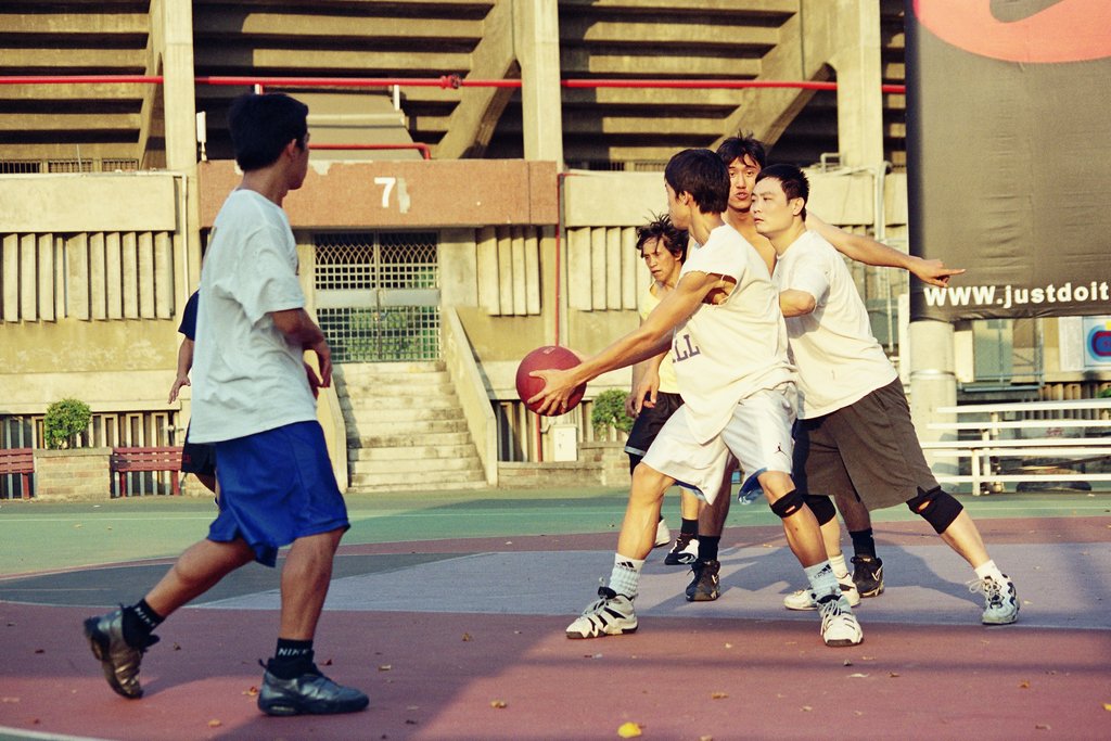 底片影像台中田徑場戶外夏日籃球系列攝影照片94