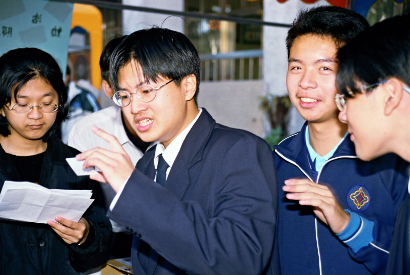 校園博覽會台中二中校慶(1999)政治研究社攝影照片9