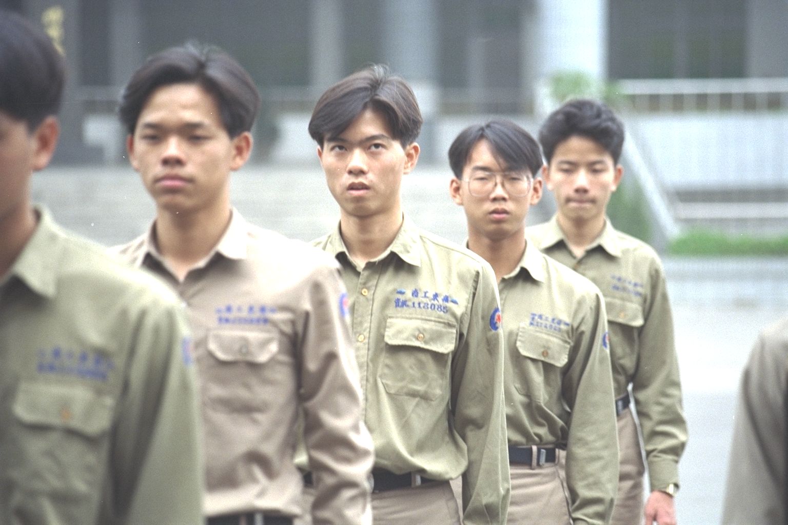 嶺東中學校園老照片資訊科同學們的軍訓課