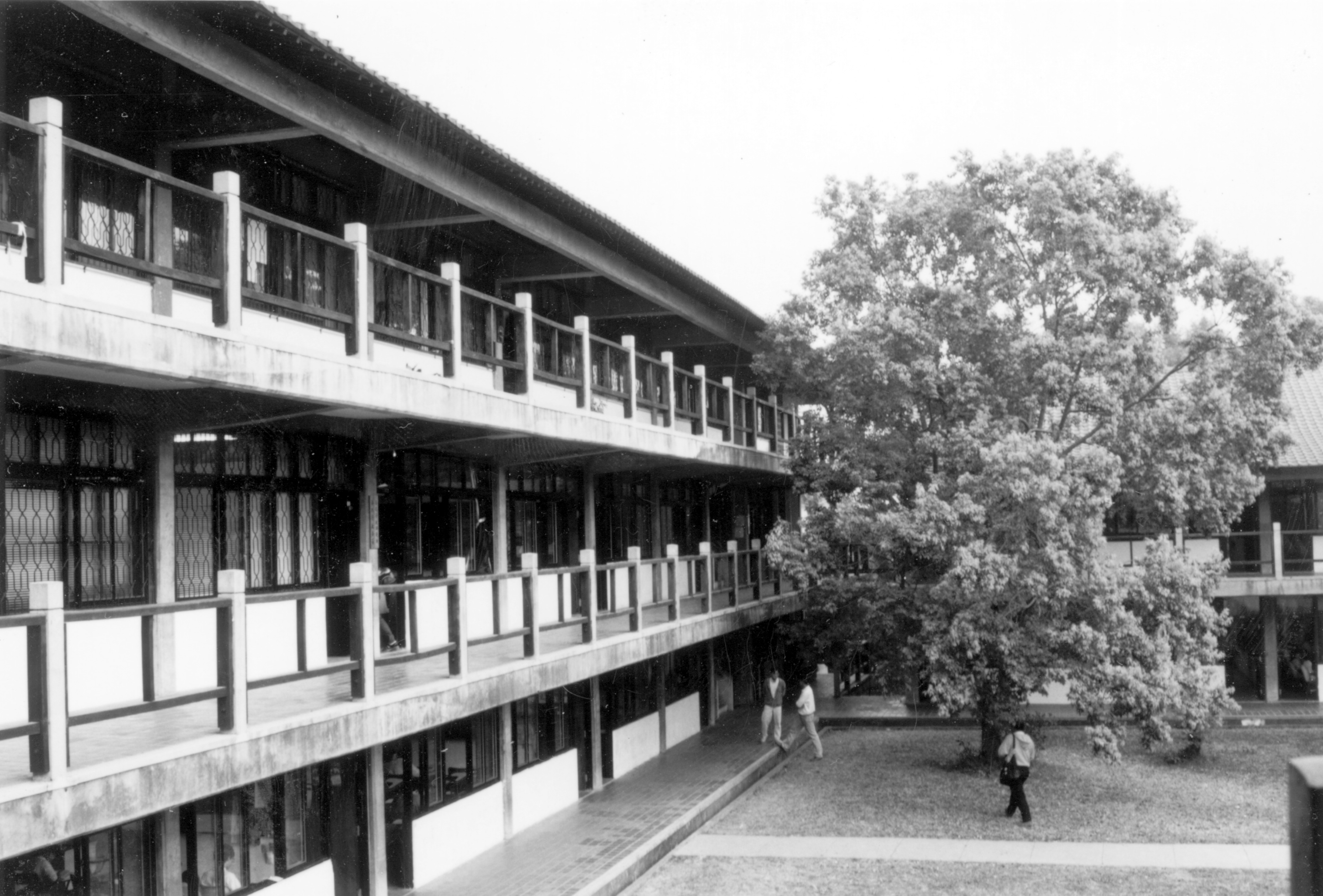 老照片時光機黑白風景照東海大學攝影照片1